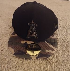 New Era 59Fifty Anaheim Angels MLB Hat size:8 color:Black/Camoflage